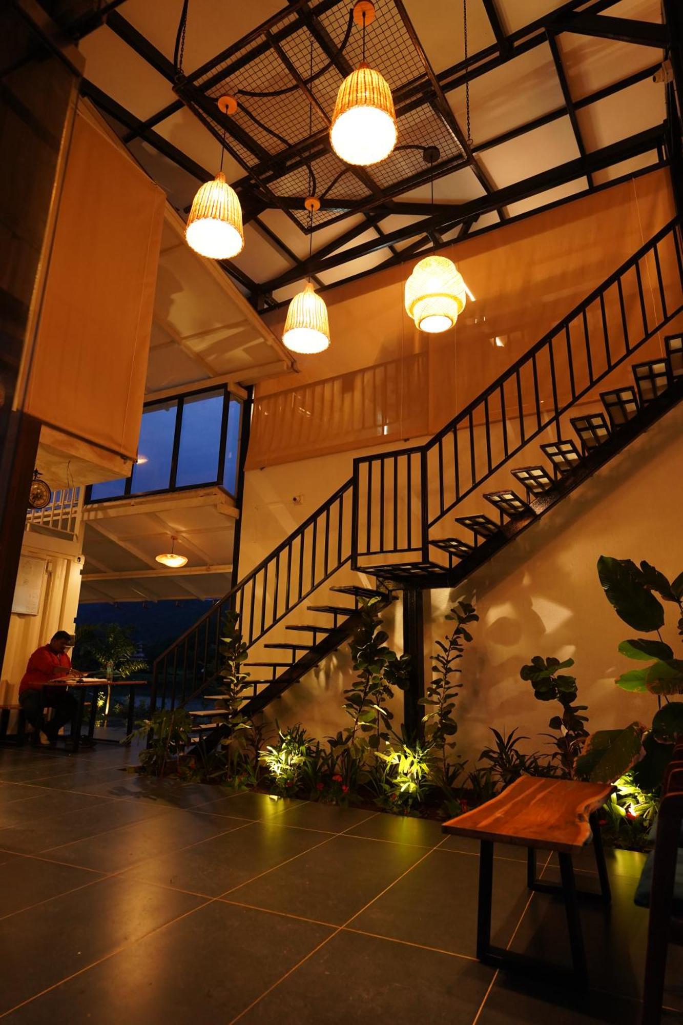 The Boat Club,Karjat Hotel Bagian luar foto